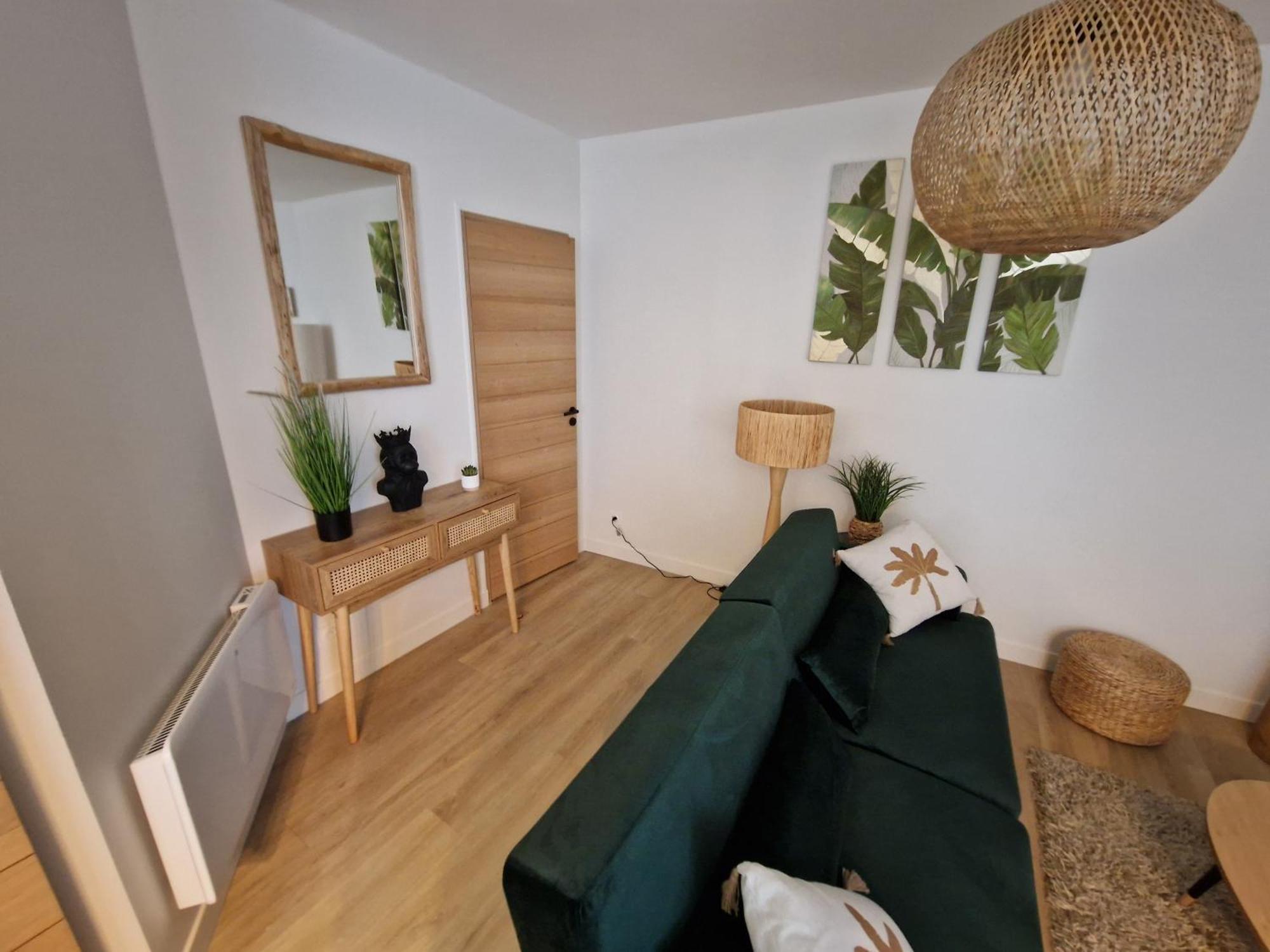 Elegance Showroom - En Hyper Centre Apartment